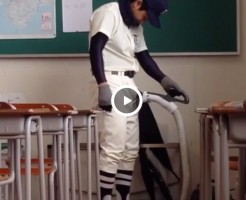 【Vine動画】冬の野球部員が驚きの掃除機バキュームフェラに挑戦？そりゃあ痛いでしょうよｗ