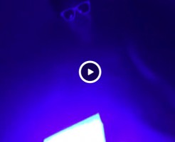 【Vine動画】サイリウムでマイペニスを照らすスリム系男子のぷるんぷるん具合がヤバいｗ